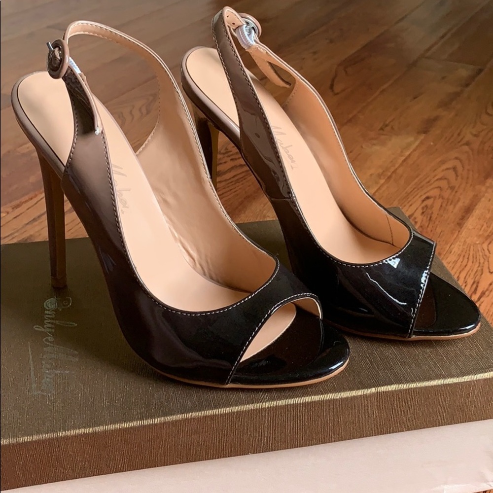 Shoes - Picture 5 of 5